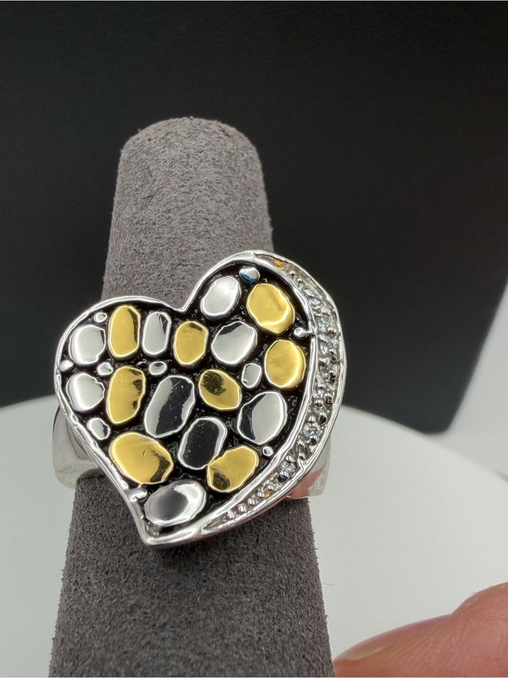Gold & Silver tone Pebble Mosaic Heart with CZ Accent Ring Size 6 US